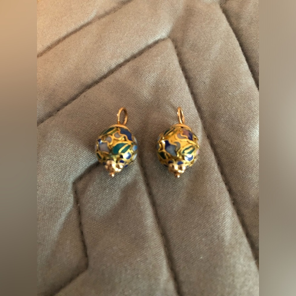 Womens jewelery elements